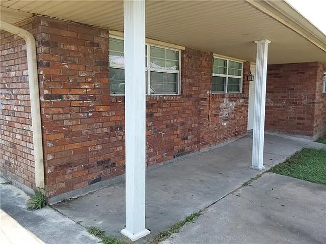 2009 Bartolo St — Photo 2