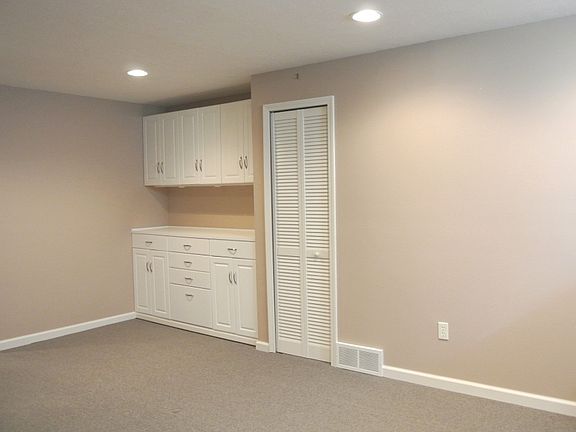 2nd image of 411 Pemberton Dr