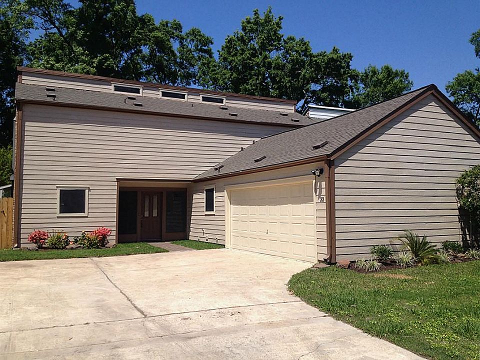 Large patio home on golf course