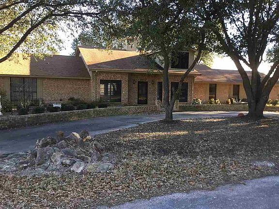 2nd image of 502 Briarwood Ln