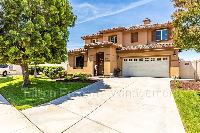 1st image of 23729 Pinnie Cir