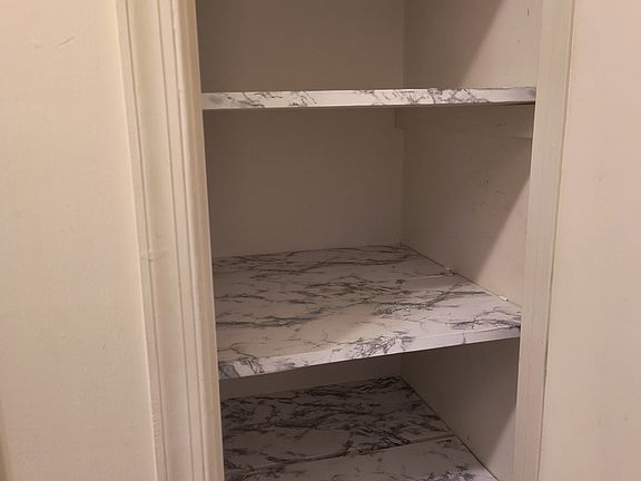 4th image of 24 Churchill Dr #20
