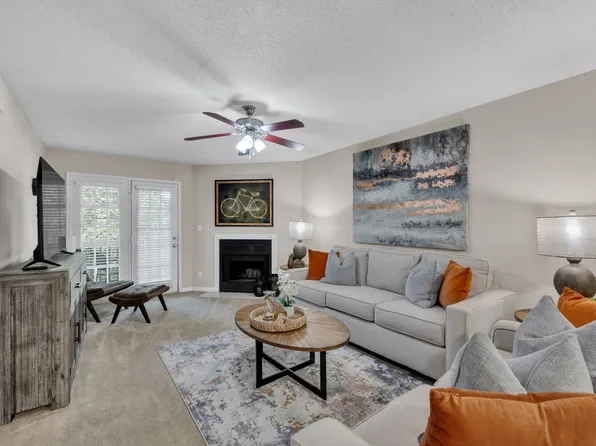 Turtle Lake, 1 Turtle Lake Dr #101, Birmingham, AL 35242