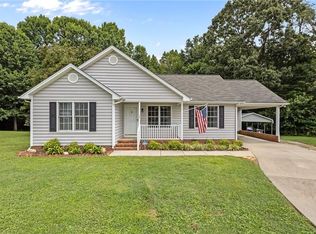 14 Lea Ln, Mebane, NC 27302