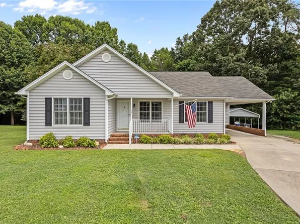 14 Lea Ln, Mebane, NC 27302