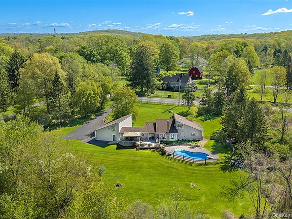 5th image of 731 Milltown Road