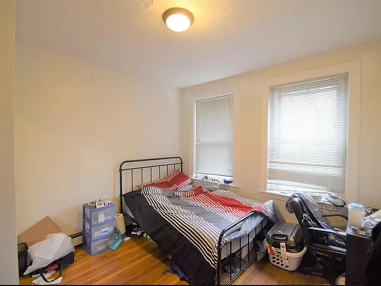 73 Thatcher St #203 — Photo 2