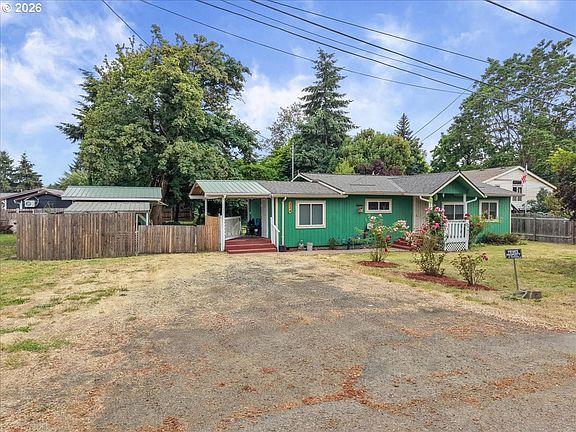 2nd image of 224 5th St