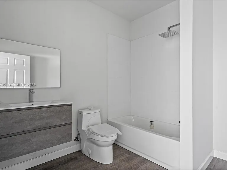 2311 NW 22nd Ave #204 — Photo 19