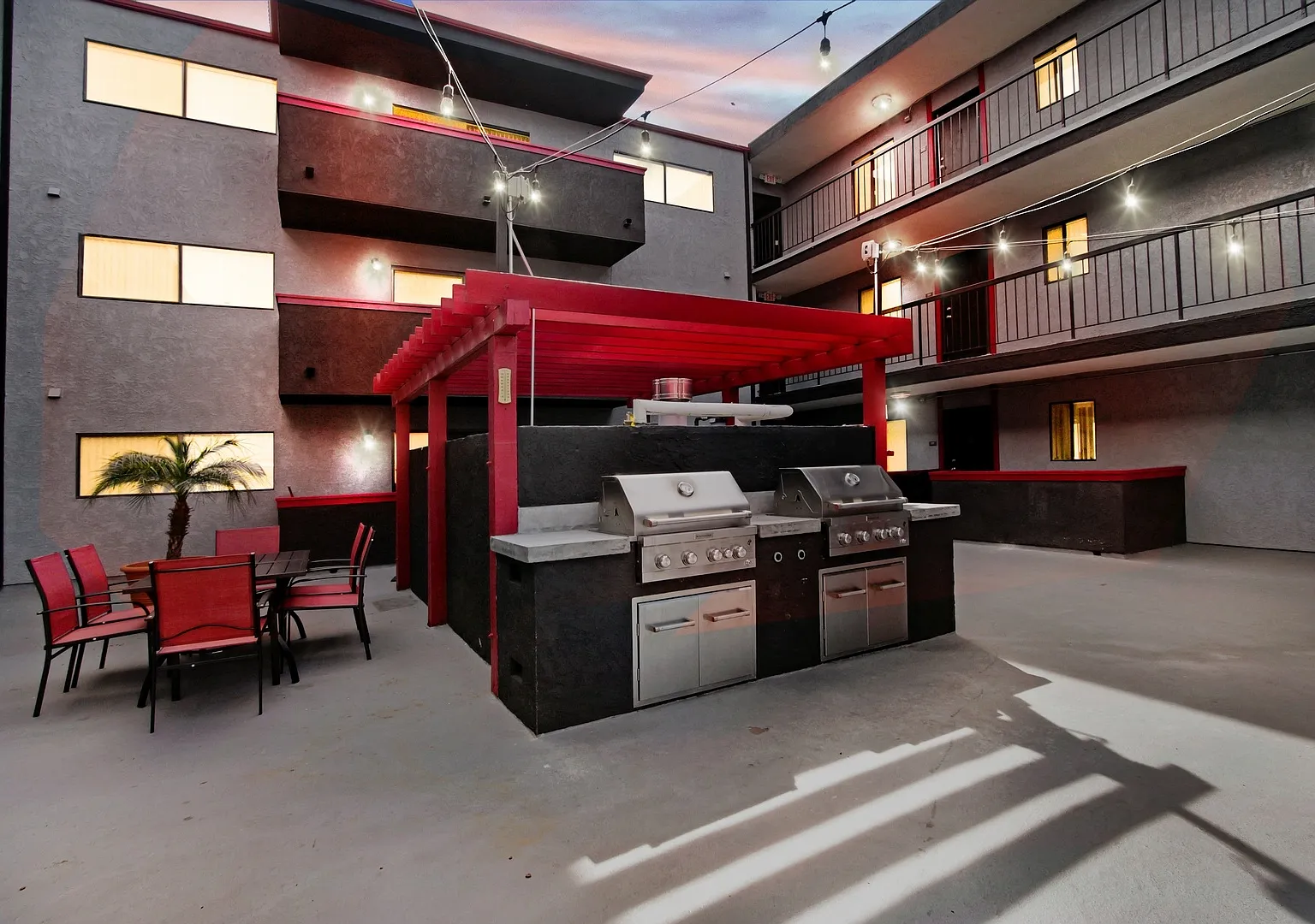 Valleywood Apartments — Photo 3