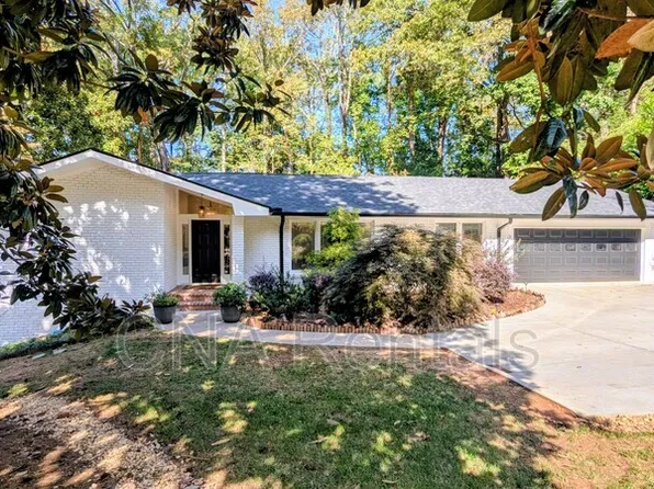2978 Greenoaks Cir, Atlanta, GA 30345