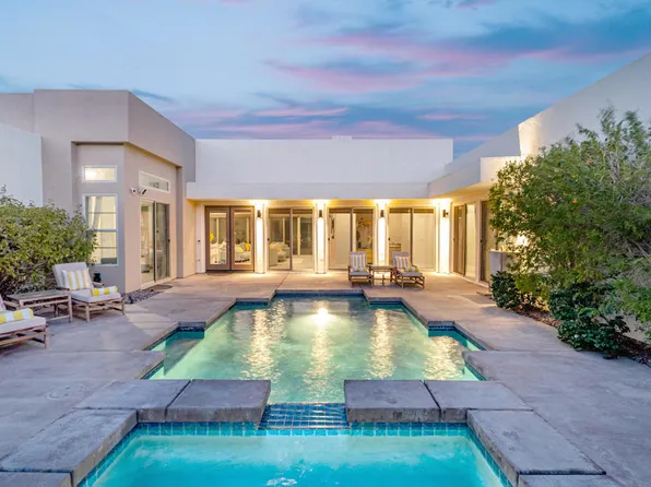 2684 Isabella Way, Palm Springs, CA 92262