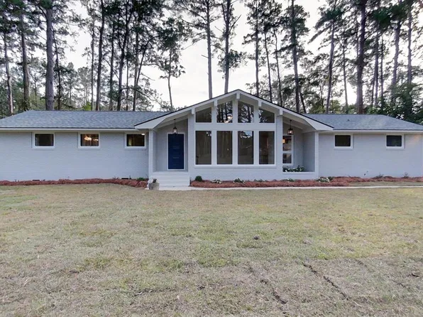 1712 Doncaster Dr, Thomasville, GA 31792