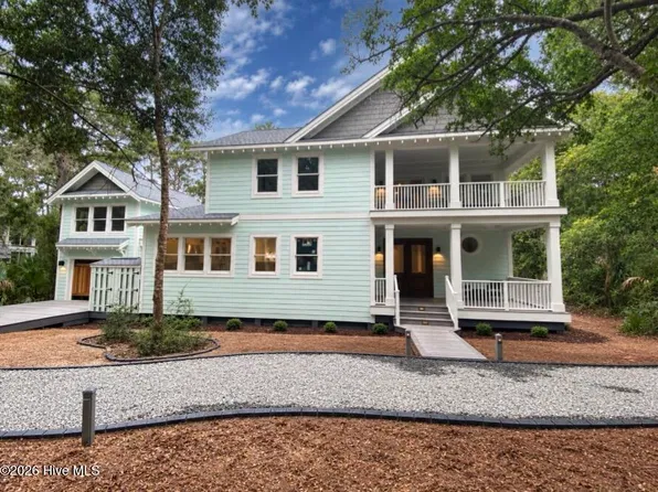 1 Red Bay Court, Bald Head Island, NC 28461