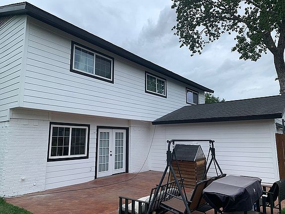 4th image of 250 Edgewood Dr