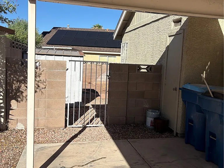 2004 Ullom Dr — Photo 5