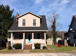 5524 Lancaster Ave, Charleston, WV 25304