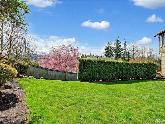 3rd image of 23001 SE 45th Ct
