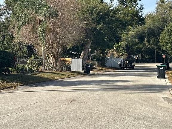 5th image of 1615 White Ave