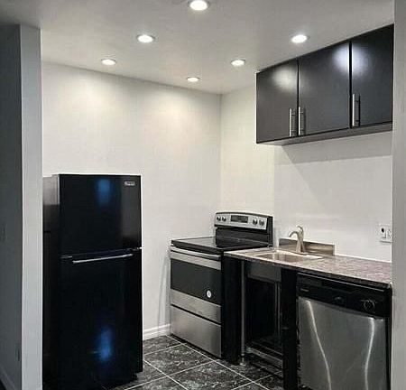 3rd image of 31 Crossings Cir APT D