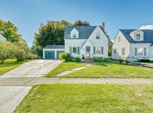 63 Eglantine Rd, Rochester, NY 14616