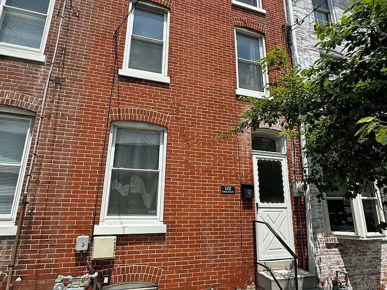 122 Ford St — Photo 17