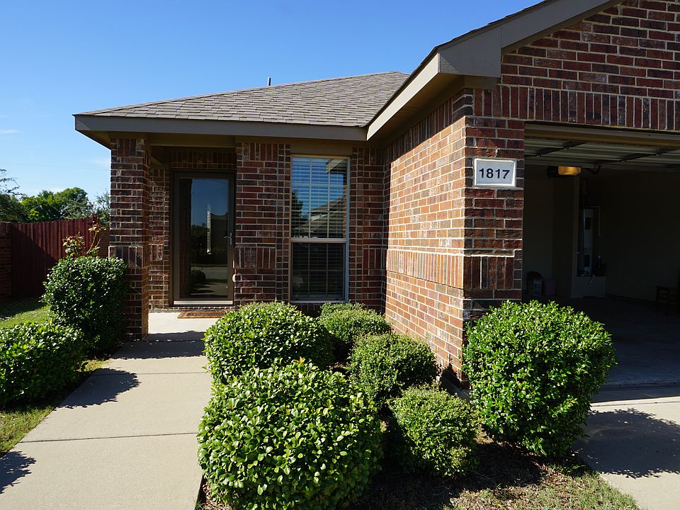 1st image of 1817 Berrywood Dr