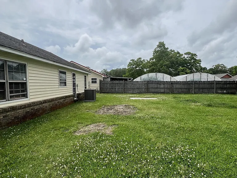 608 Kimberly Dr — Photo 17