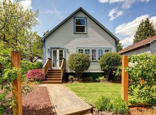 7137 SW 52nd Ave, Portland, OR 97219