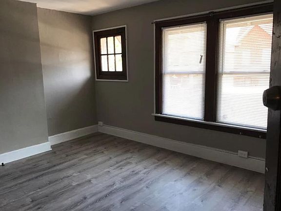 2nd image of 205 E 13th Ave