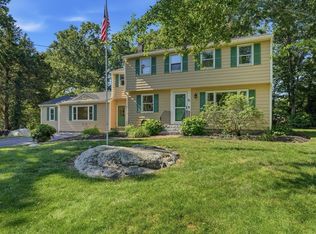 23 Acorn St, Scituate, MA 02066