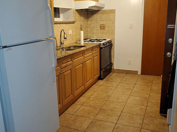 2nd image of 2222 Bouck Ave #1