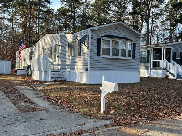 13 Hibiscus Pl #82, Jackson, NJ 08527