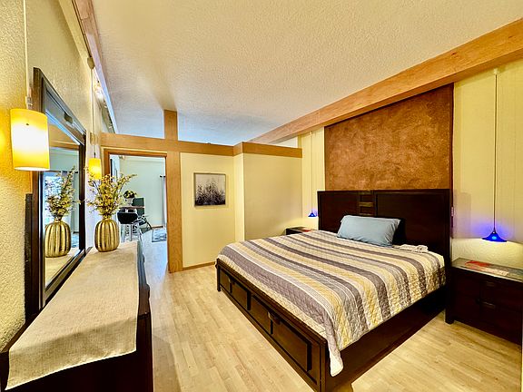 5th image of 101 Palm Dr #317