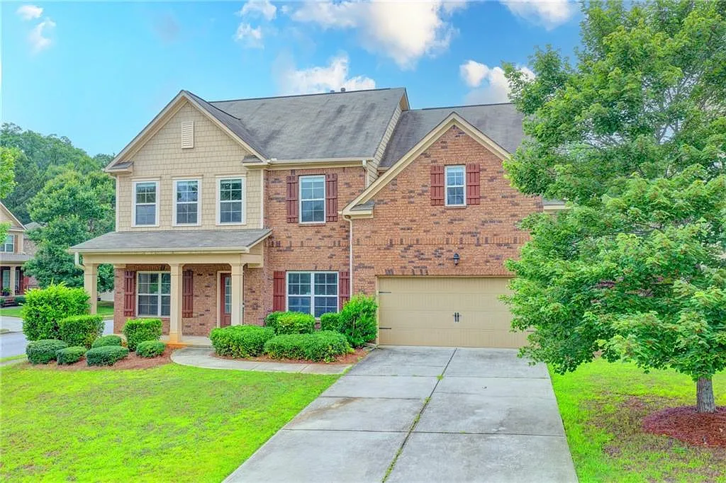 5 bed, 4.0 bath, 3356 sqft, $3,400 — Photo 4