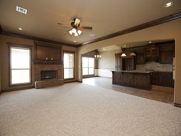 5th image of 4862 Breeze Dr