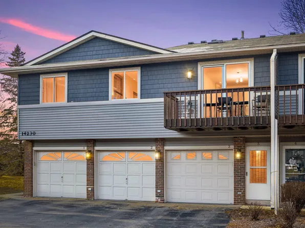 14230 44th Pl N APT 3, Plymouth, MN 55446