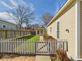 512 Kraupahen St, Fredericksburg, TX 78624