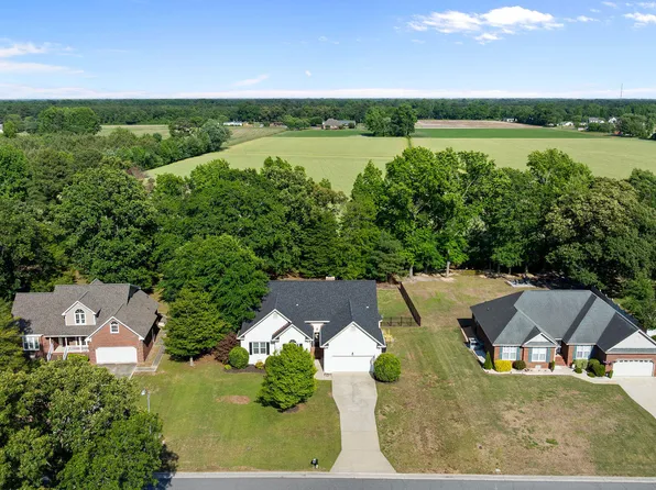 210 Creekside Drive, Goldsboro, NC 27534