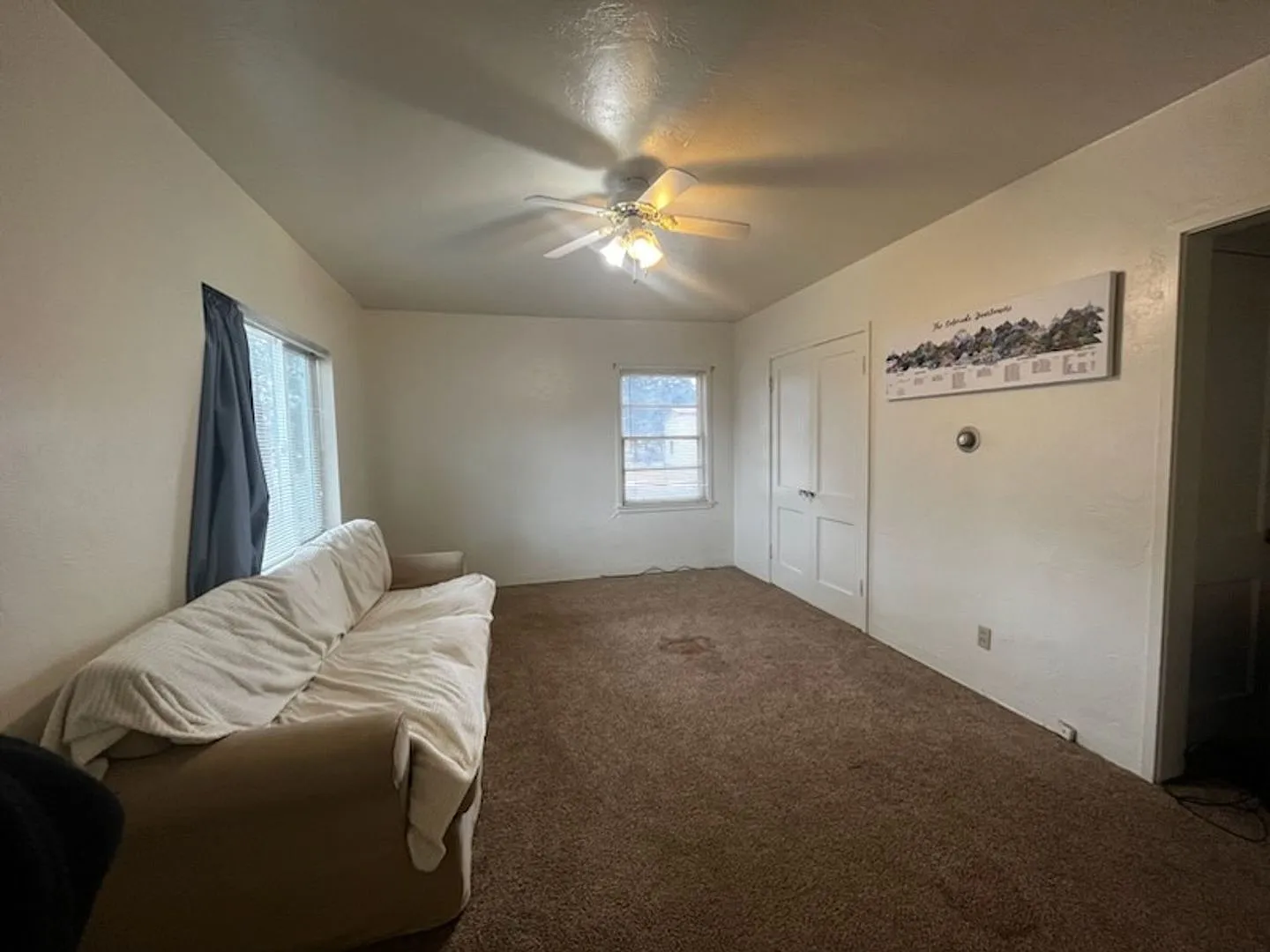 Charming 1 bedroom Duplex — Photo 3