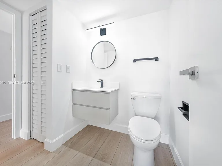 20400 W Country Club Dr #610 — Photo 32