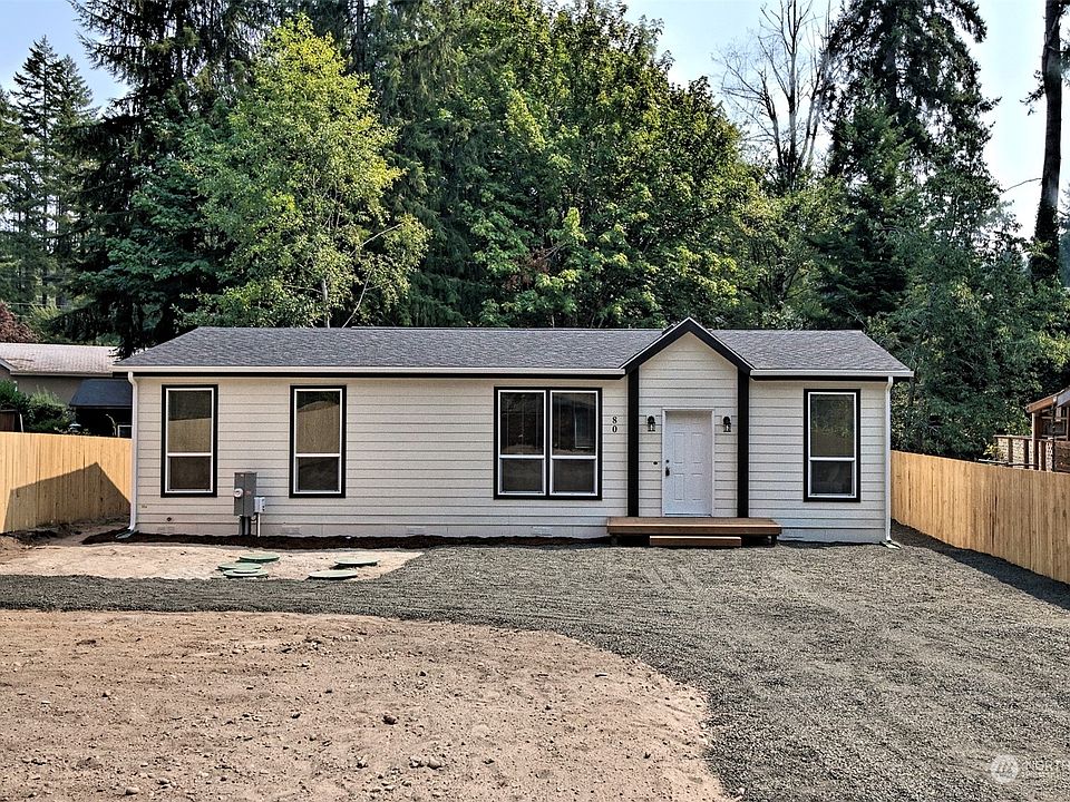 1st image of 80 SE Clematis Avenue