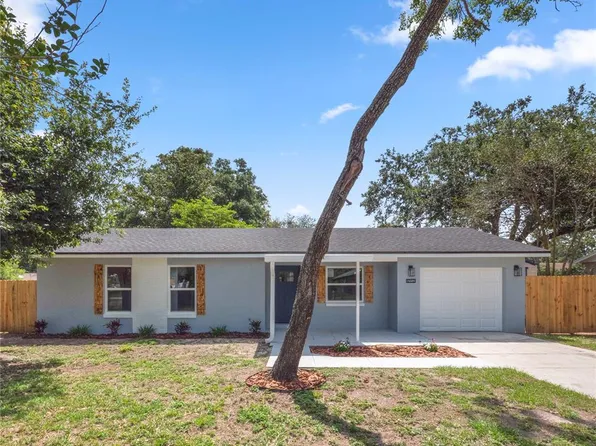 6112 Crews Lake Rd, Lakeland, FL 33812