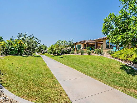 2nd image of 755 E VERDE Boulevard