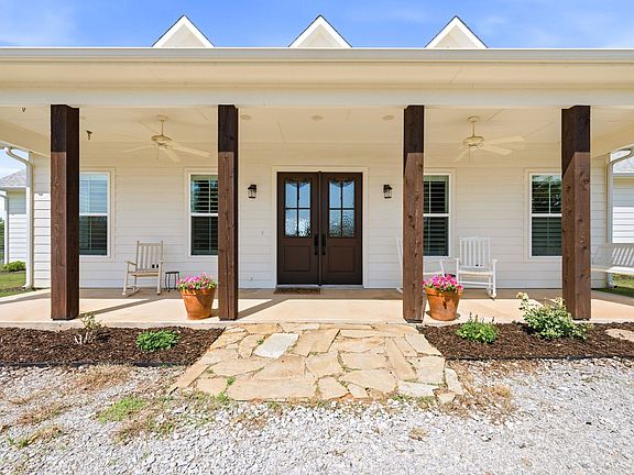 2nd image of 109 Bear Cat Ct