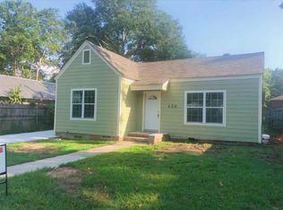 620 Riverside Dr, Kilgore, TX 75662