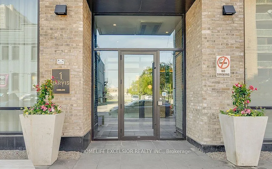2 bed, $2,300 — Photo 2