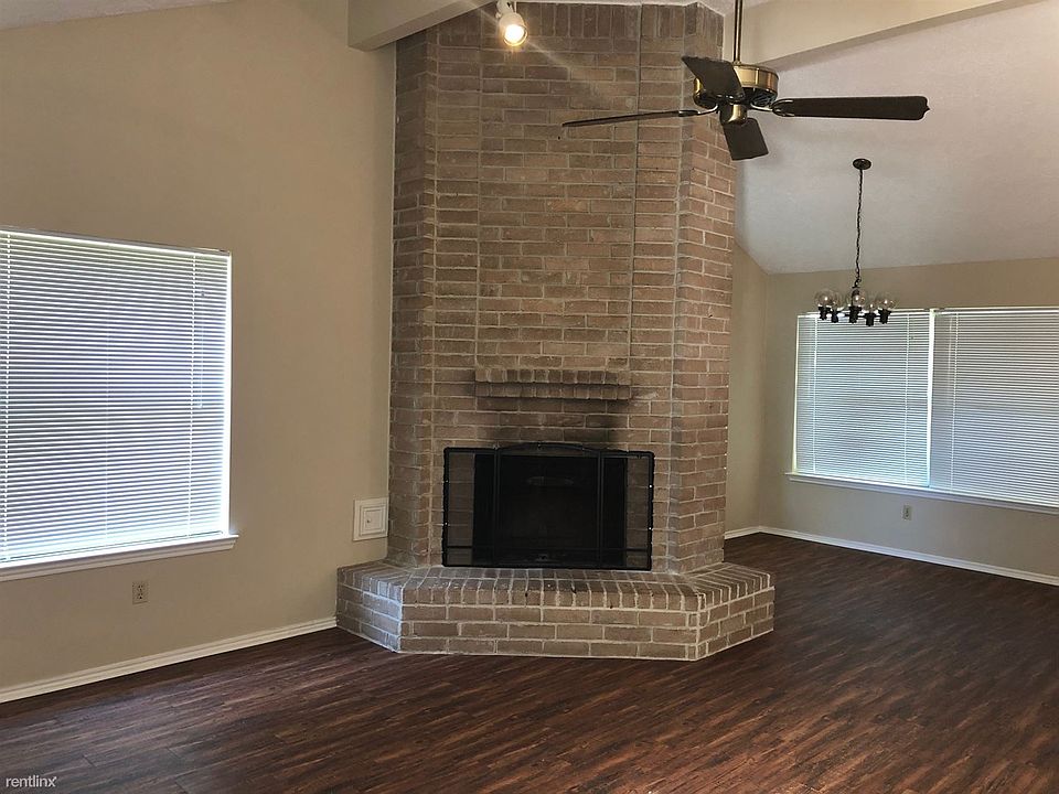 1st image of 901 Briarcreek Dr
