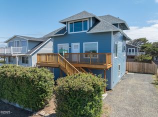 1017 SW Elizabeth St, Newport, OR
