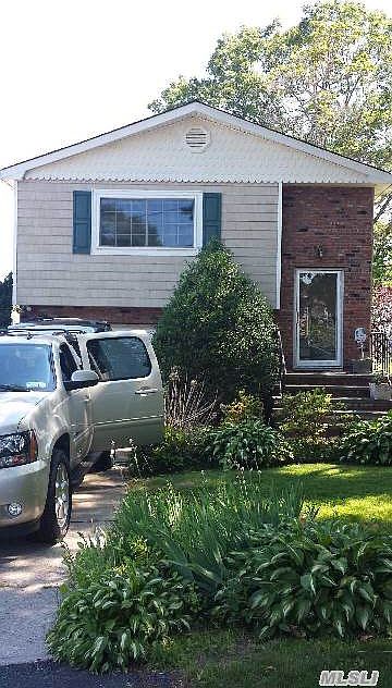 1st image of 422 Ontario St